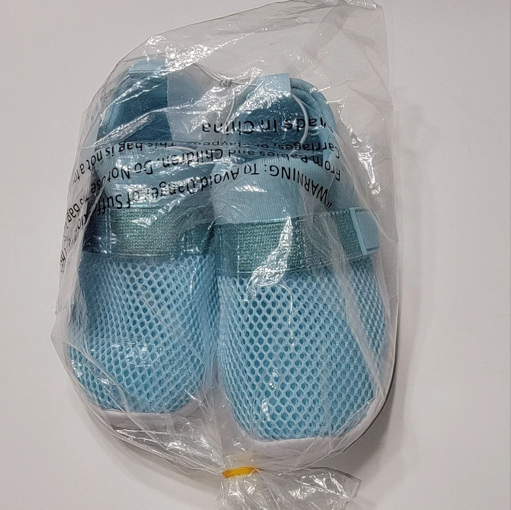 Cat & Jack Toddler Austen Slip-On Water Shoes